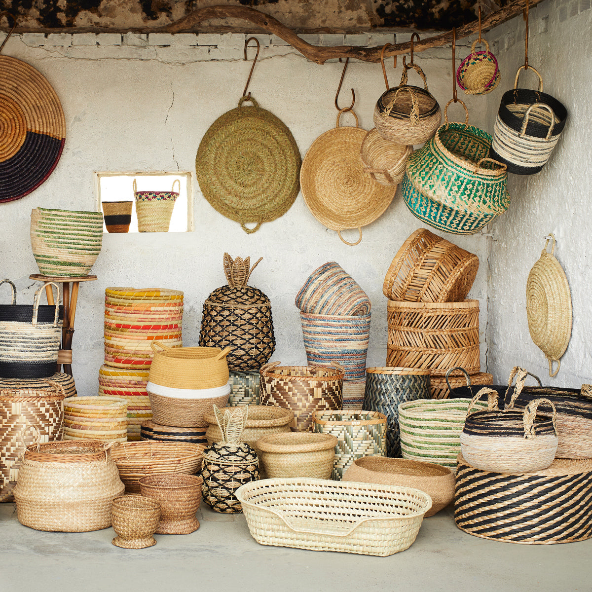 madam stoltz Seagrass baskets With Stitching set of two