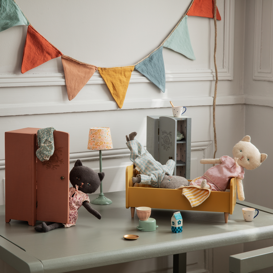 Wooden bed, Mini - rose