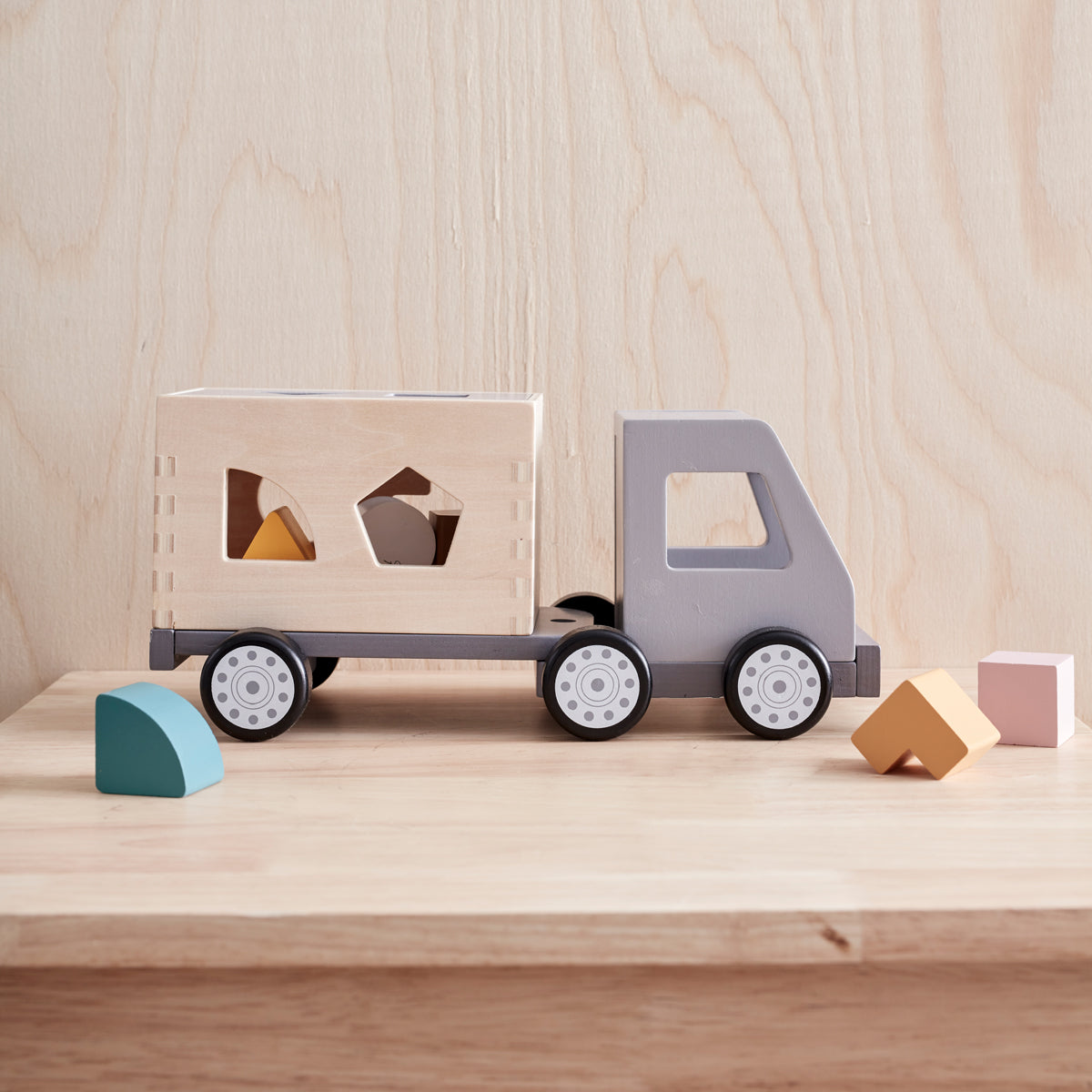 Kids Concept Car Sorter Truck Aiden