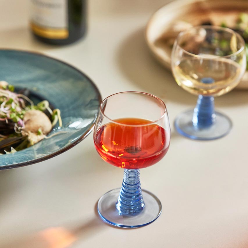 Red wine sales glasses uk