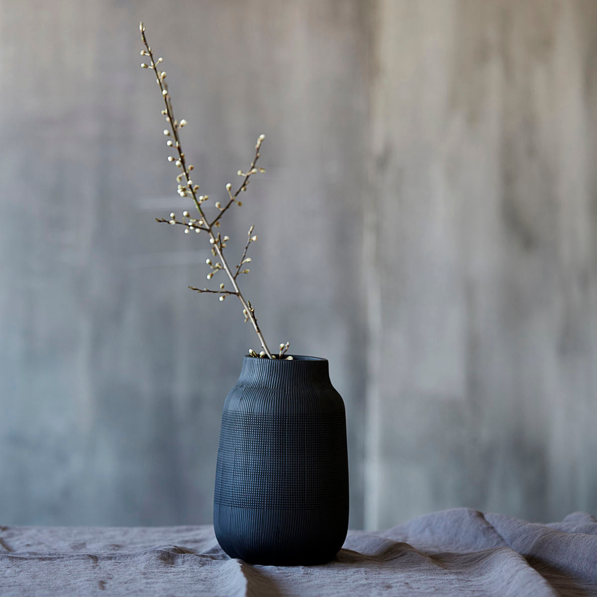 Vase, Groove, Black 22cm