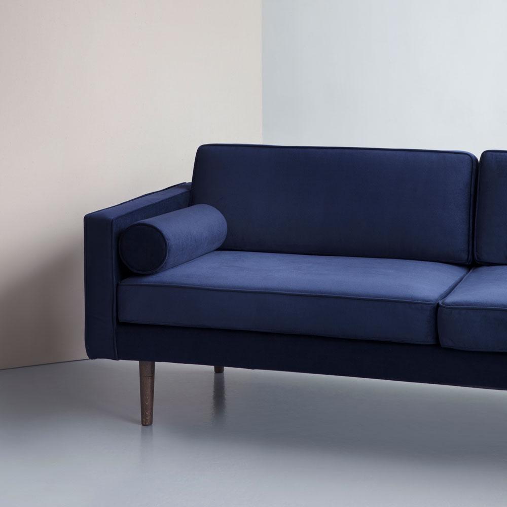 Broste Copenhagen Sofa 'Wind' 31000014 insignia dark blue velvet