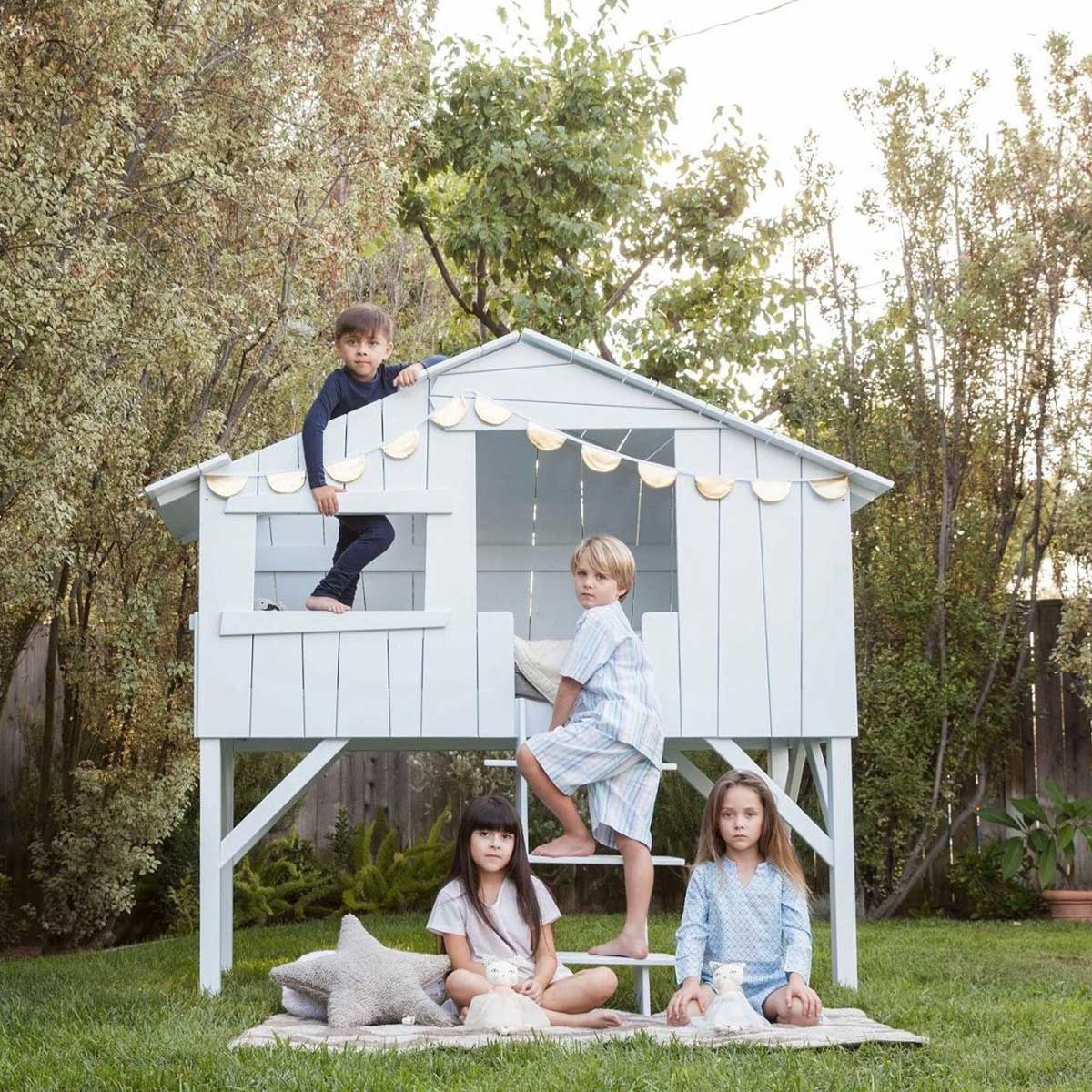 Tree house One Bed Mathy By Bols