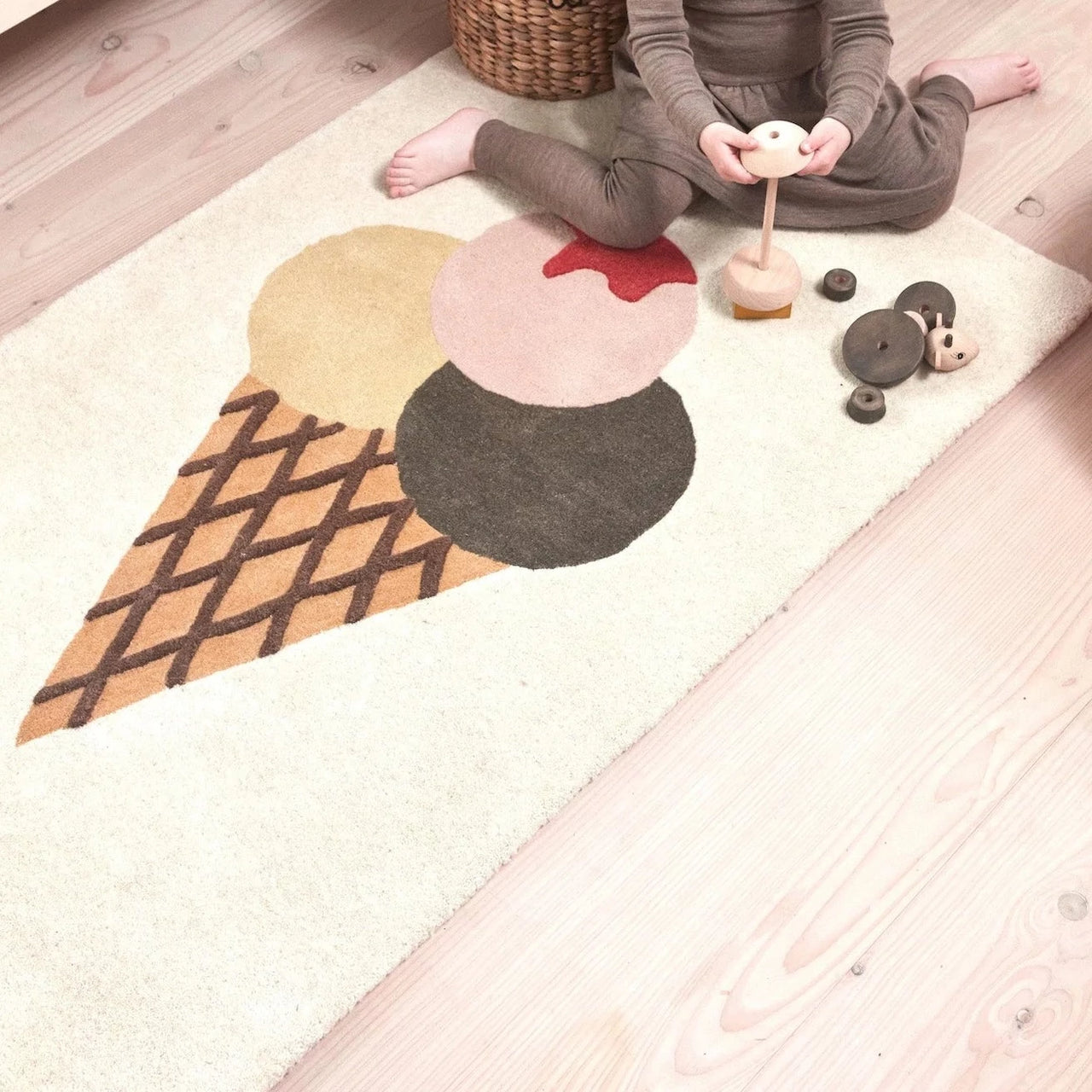 Oyoy Living Design Mini Ice Cream Tufted Rug