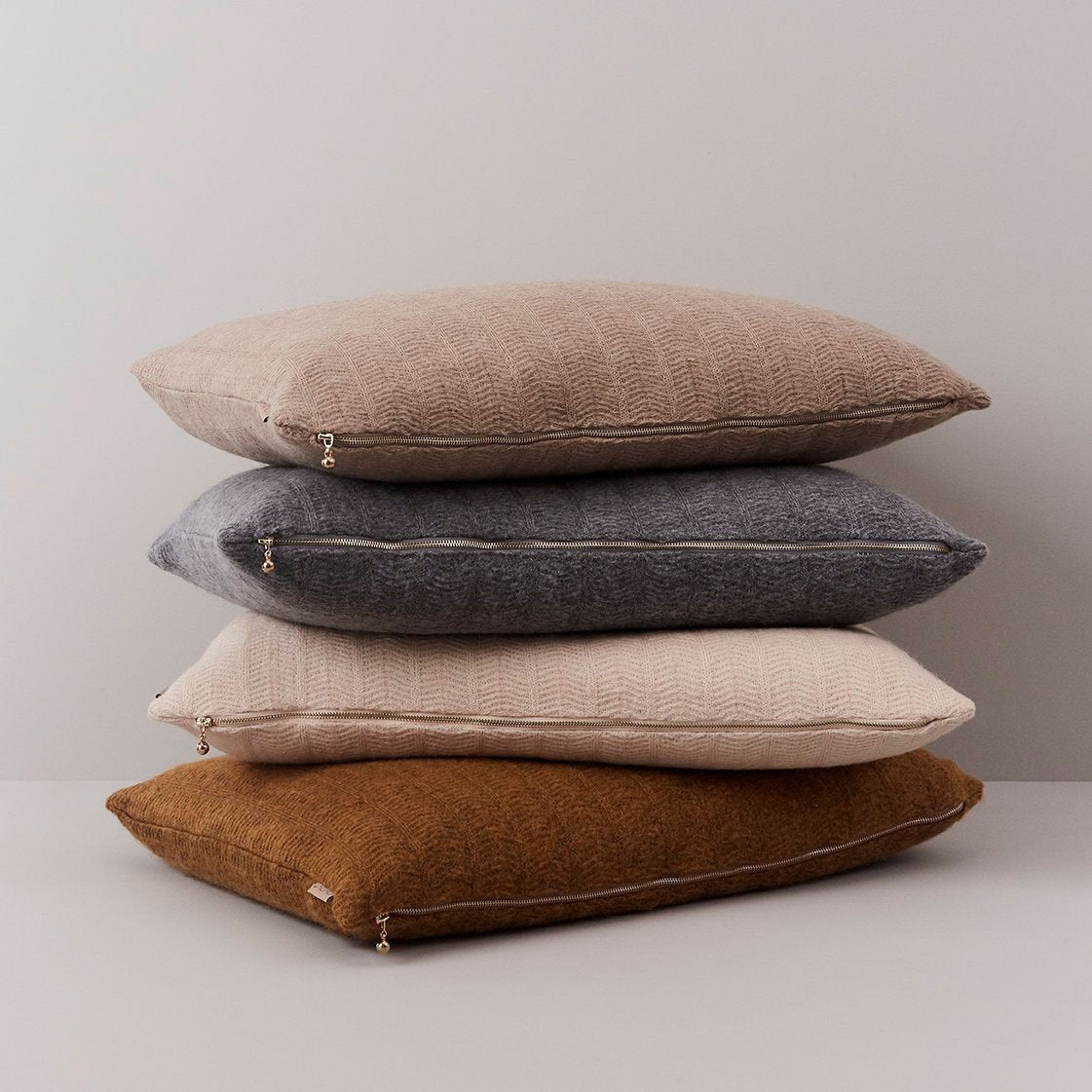 Kata Cushion - Grey mohair wool Melange OYOY Living design