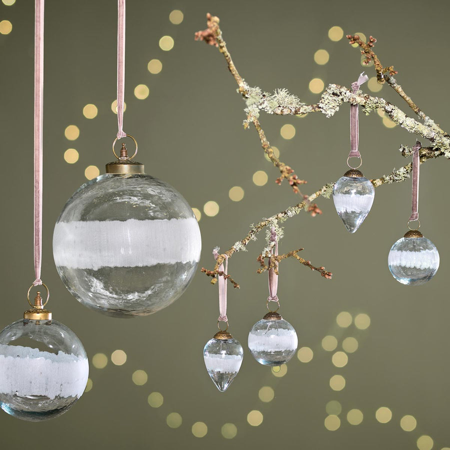 Nkuku Anara Etched Bauble - Clear