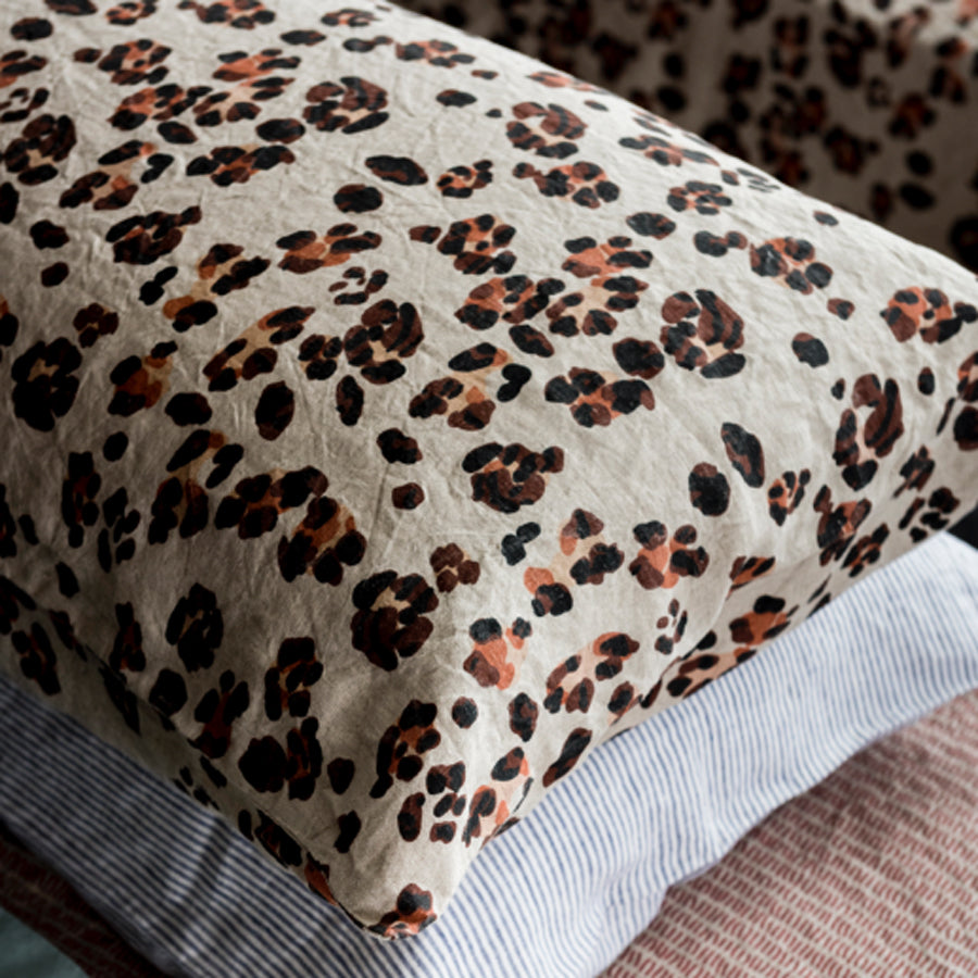 Society of wanderers leopard Pillowcase Sets