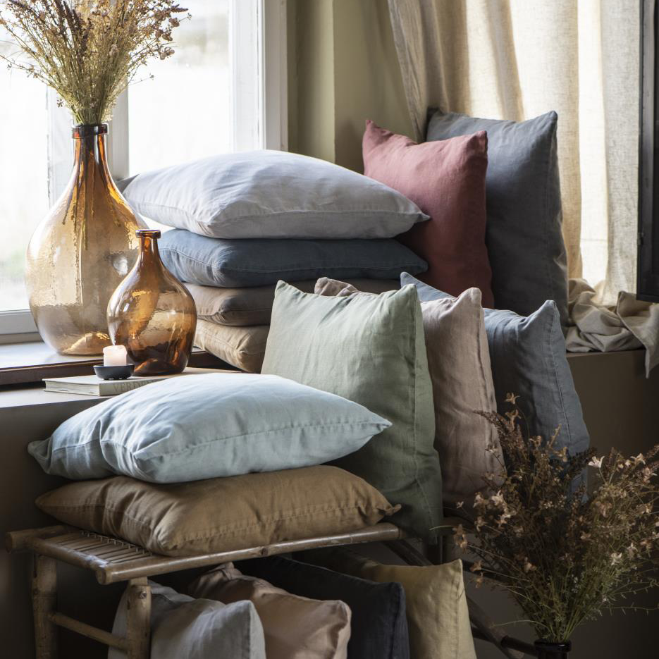 Rust sales linen cushion