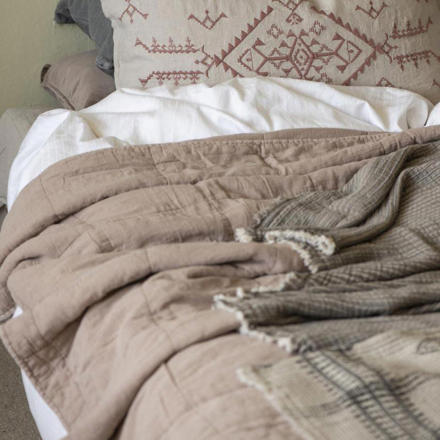 Vintage Quilt Double Bedspread Burned Rose