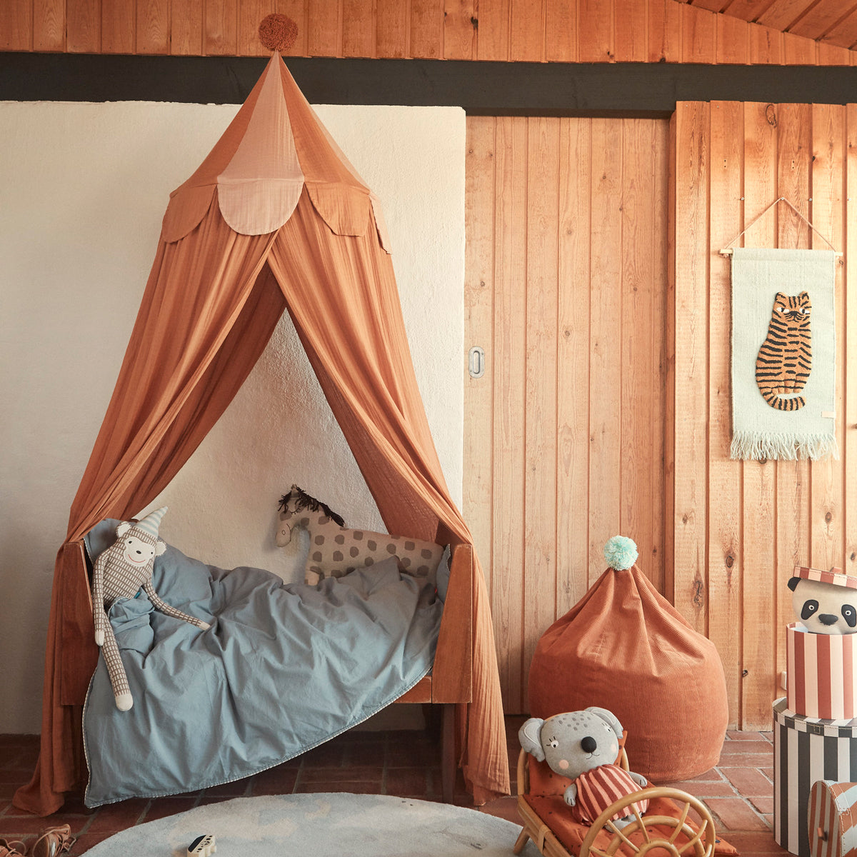 Ronja Canopy Caramel Organic Bed oyoy mini