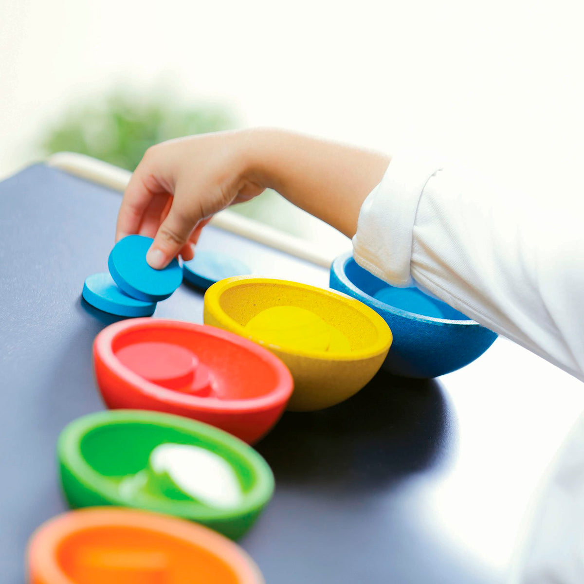 Pan toys Sort and Count Cups Montessori colour matching game